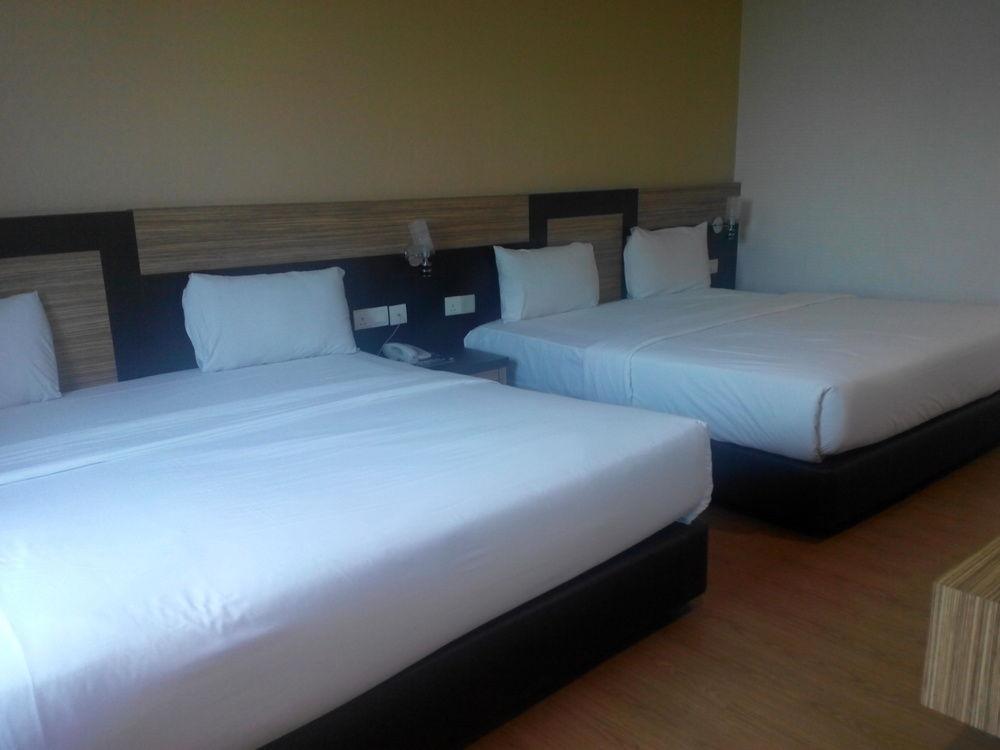 7 Heaven Boutique Hotel Pasir Gudang Eksteriør billede