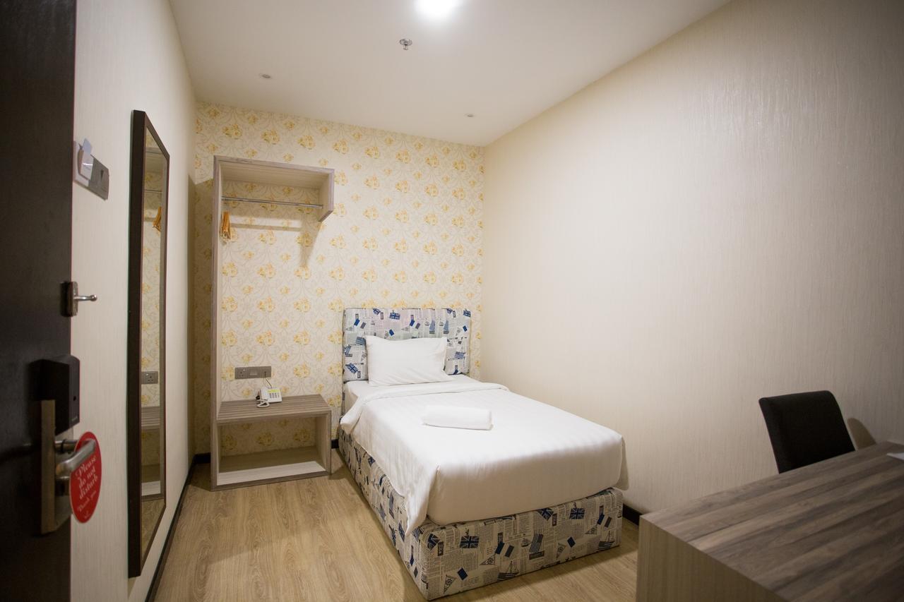 7 Heaven Boutique Hotel Pasir Gudang Eksteriør billede